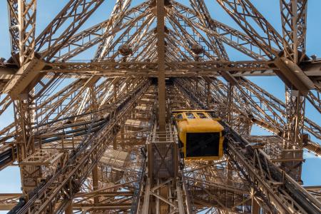 Eiffel Tower elevator